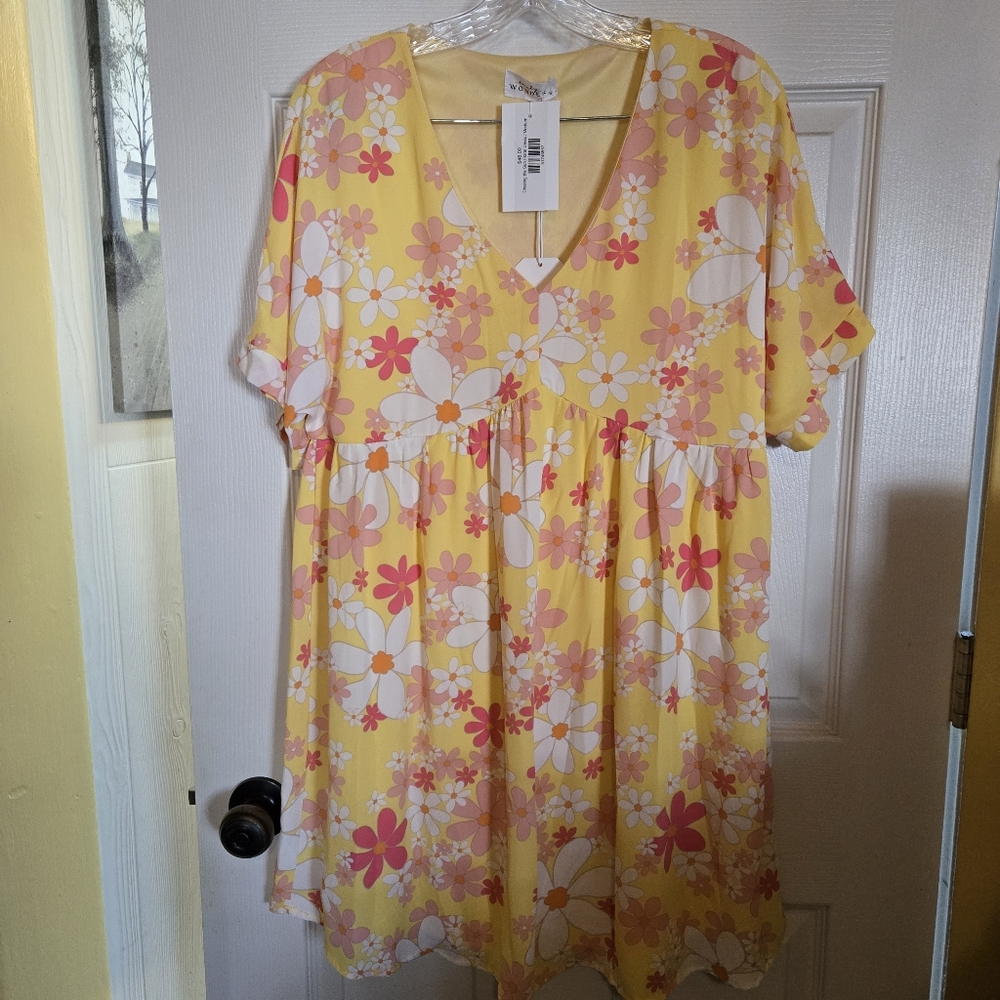 NWT Retro 70's Hippie Mini Dress Daisy Floral Yellow Medium